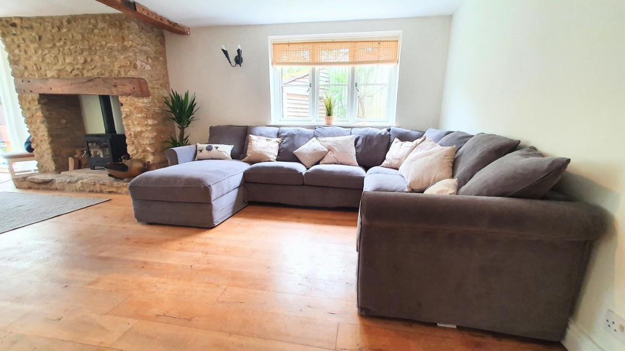 Glenfield Cottage - Secluded Luxury Deep In The Oxfordshire Countryside Wilcote エクステリア 写真