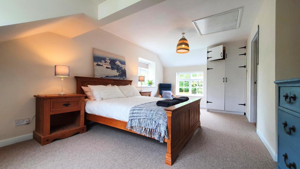 Glenfield Cottage - Secluded Luxury Deep In The Oxfordshire Countryside Wilcote エクステリア 写真