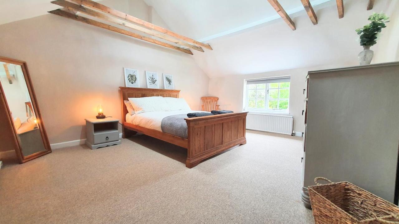 Glenfield Cottage - Secluded Luxury Deep In The Oxfordshire Countryside Wilcote エクステリア 写真